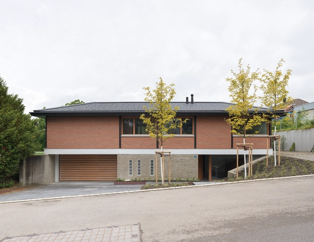 Casa Sunnehaldenstrasse / DHPA - Fotografia de Exterior, Casas, Porta