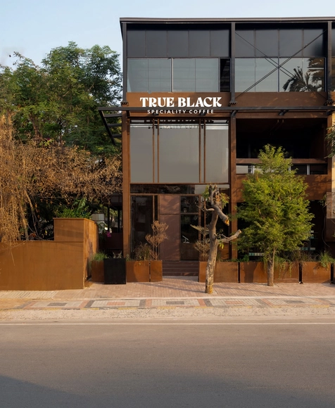 True Black Coffee Bar / NaaV Studio - Coffee Shop