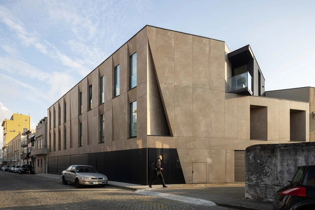 Reabilitação Poveira – Edifício FS11 / Urbanpolis – Construções e Empreendimentos, Lda - Fotografia de Exterior, Renovação