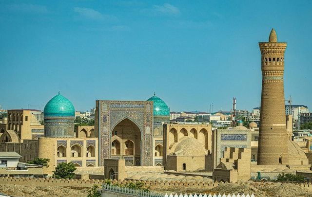 Bridging Past and Future: Uzbekistan’s Expanding Cultural Landscape - Featured Image