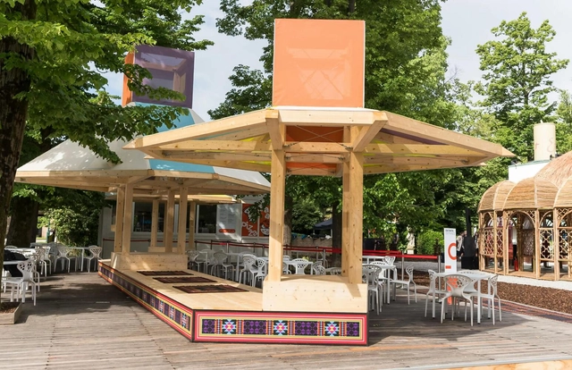 Majlis & The Manama (Wind Catchers) Pavilion  / Ahmed and Rashid Bin Shabib - Pavilion