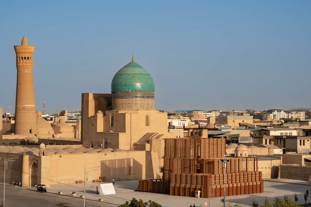 From Saudi Arabia to Uzbekistan: AlMusalla Pavilion Reinstalled for the Inaugural Bukhara Biennial 2025 - Featured Image