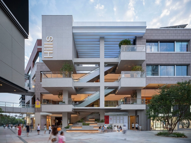 中粮·祥云小镇 Courtyard 改造更新 / 申江海建筑师事务所 - 建筑图, 零售建筑, 阳台