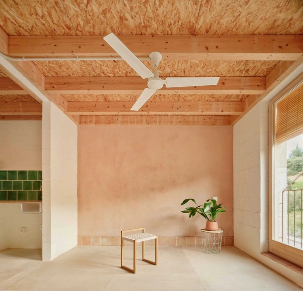 Ses Veles Housing / Alventosa Morell Arquitectes  + Joan Josep Fortuny Giró - Interior Photography, Apartments, Beam