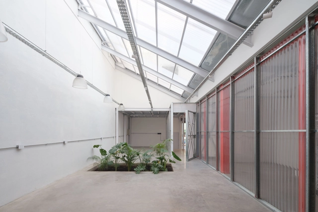 Reforma de Casa e Escritório em Caldas / Juan Liniado - Reabilitação