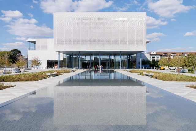 First Ismaili Center in the U.S., Designed by Farshid Moussavi Architecture, Opens in Houston - Featured Image
