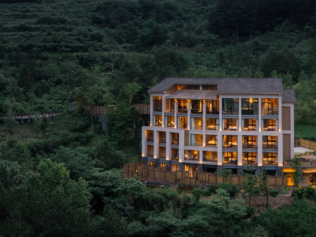 Hotel Clouhaus / RooMoo Design Studio - Fotografia de Exterior, Hotéis, Balcão