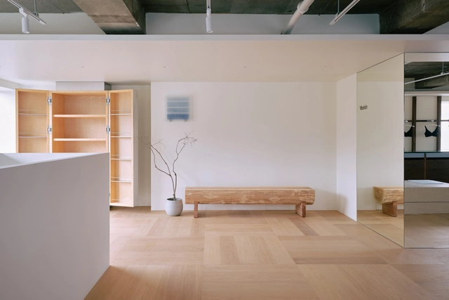 维丽诗安国旗舰店 / Studio Tama - 零售室内设计