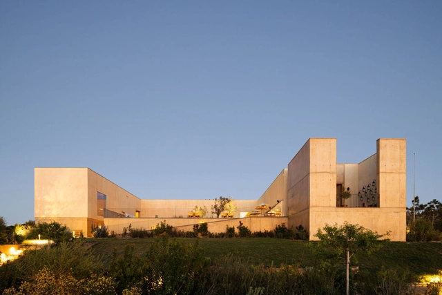 Praia do Canal Nature Resort / Atelier Bugio - Hospitalidade E Entretenimento