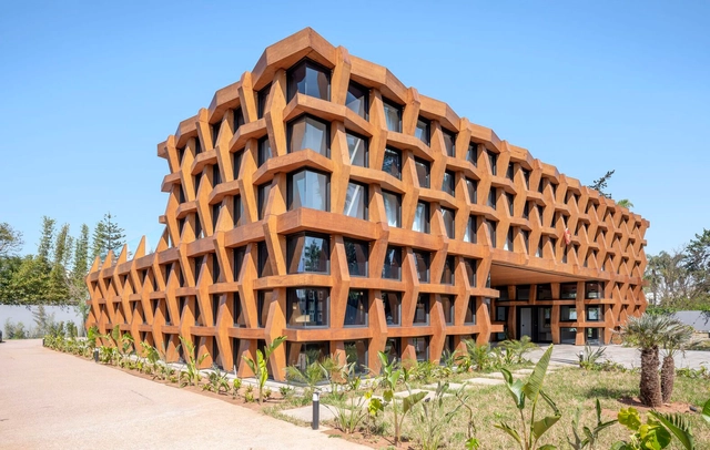 Royal Thai Embassy / OUALALOU+CHOI  - Exterior Photography, Embassy