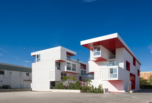 Oficinas Incubazul Base Area / Carquero Arquitectura - Fotografía exterior, Edificio De Oficinas, Balcón
