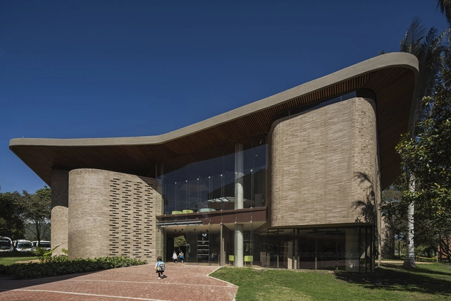 Preescolar Los Nogales / taller de arquitectura de bogotá - Fotografía exterior, Kindergarten