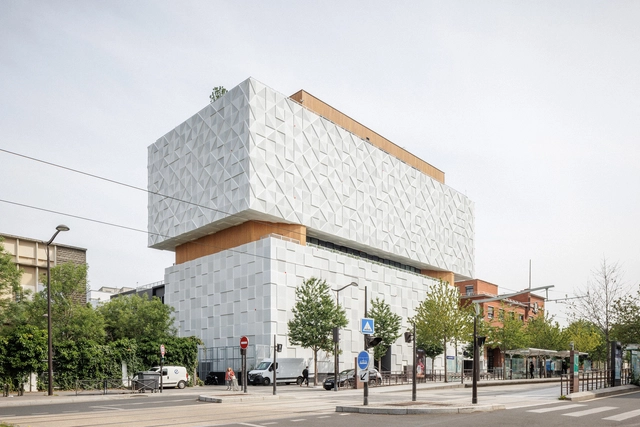 Ampliación de la Escuela 42UP / AR Studio d'Architectures - Fotografía exterior, Ampliación