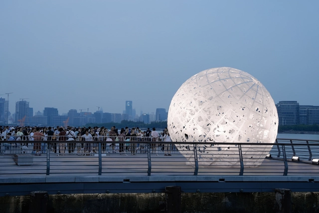 月满 / 是所设计 - 景观装置