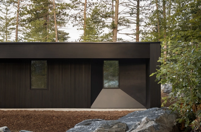 Manitouwaba Lake House / Daymark - Exterior Photography, Houses