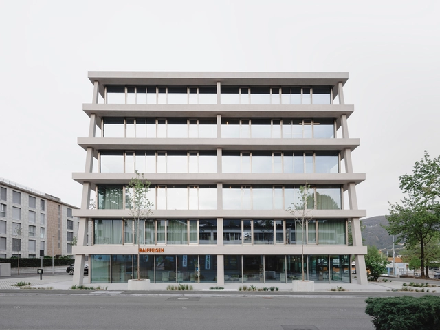 Raiffeisen Bank, Savosa / celoria Architects - Drawings, Offices